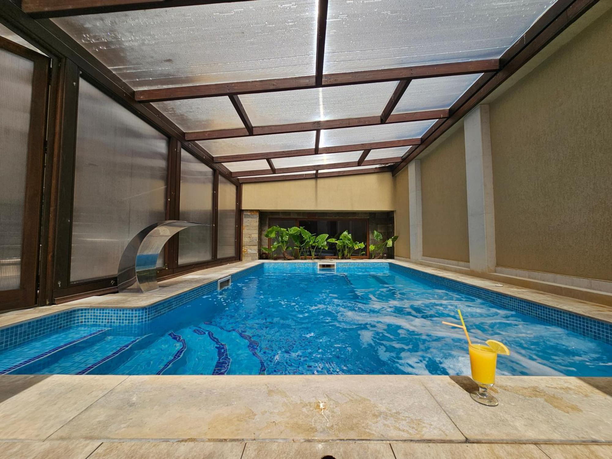 Family Hotel Jeri Velingrado Exterior foto